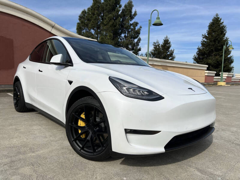 2022 Tesla Model Y Long Range