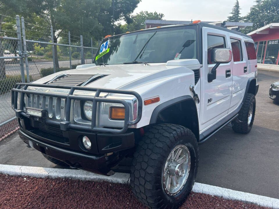 2004 Hummer H2 Base's photo
