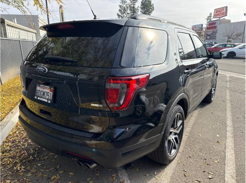 2018 Ford Explorer Sport