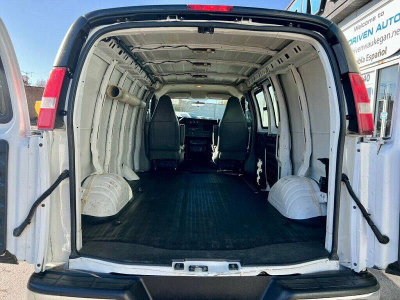 2017 GMC Savana 2500