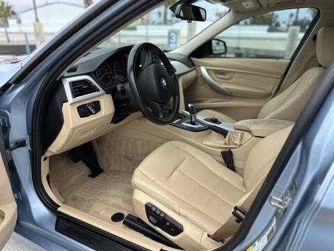 2013 BMW 3 Series 328i