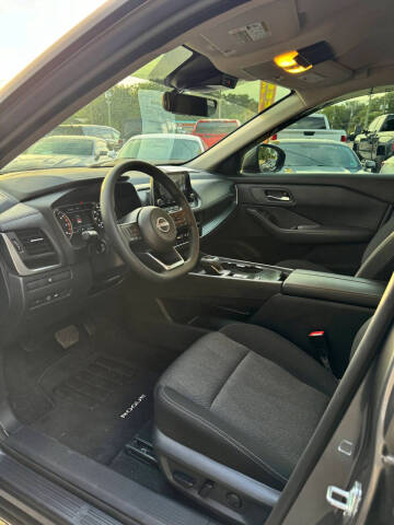 2024 Nissan Rogue SV