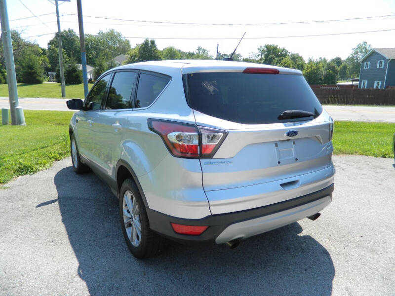 2017 Ford Escape SE