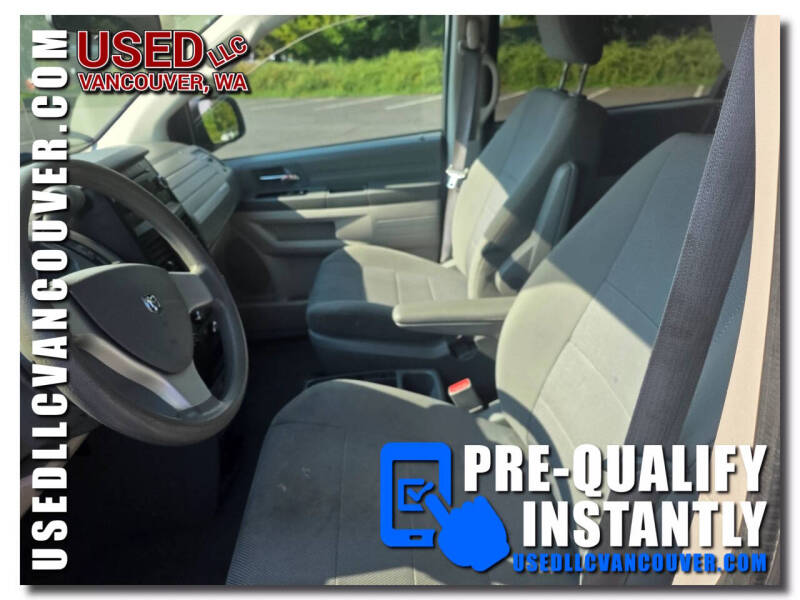 2009 Dodge Grand Caravan SE