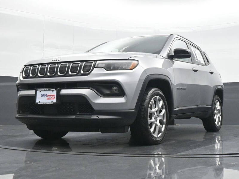 2022 Jeep Compass Latitude Lux