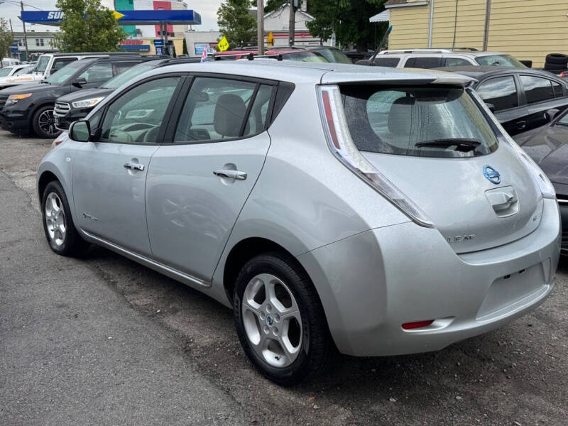 2012 Nissan LEAF SL