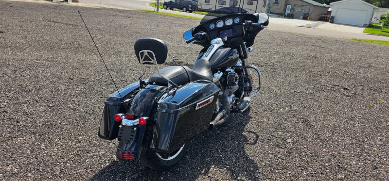 2020 Harley-Davidson Street Glide