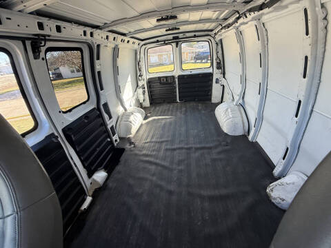 2016 GMC Savana 2500