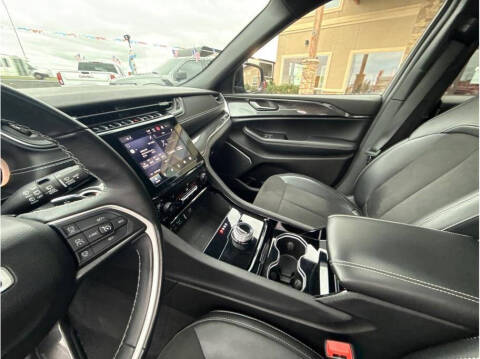 2022 Jeep Grand Cherokee L Altitude