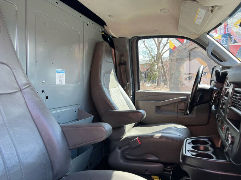 2016 Chevrolet Express 2500