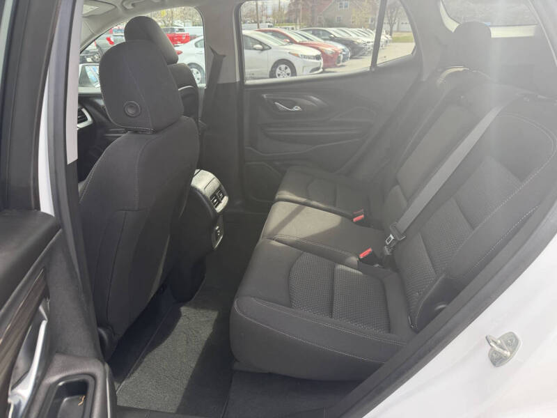 2022 GMC Terrain SLE