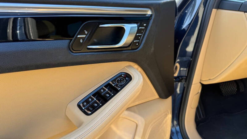 2018 Porsche Macan