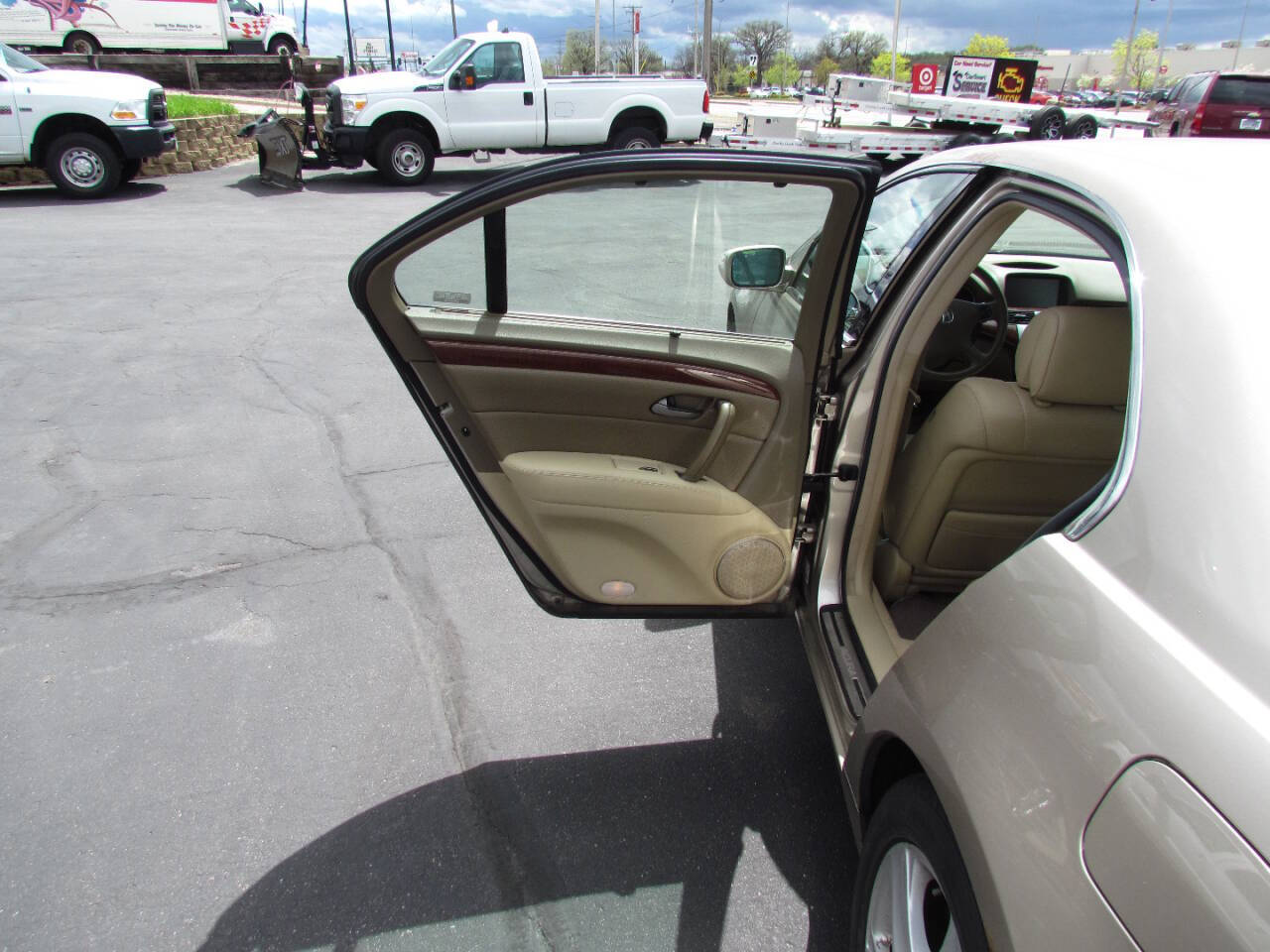 2006 Acura RL for sale at Car Smart Of St. Cloud in Saint Cloud, MN