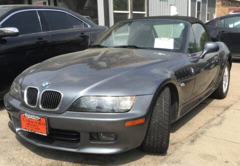 2000 BMW Z3 for sale at Knowlton Motors, Inc. in Freeport IL