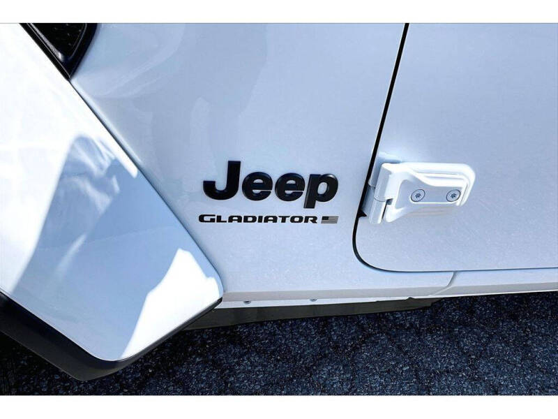 2026 Jeep Gladiator Sport S
