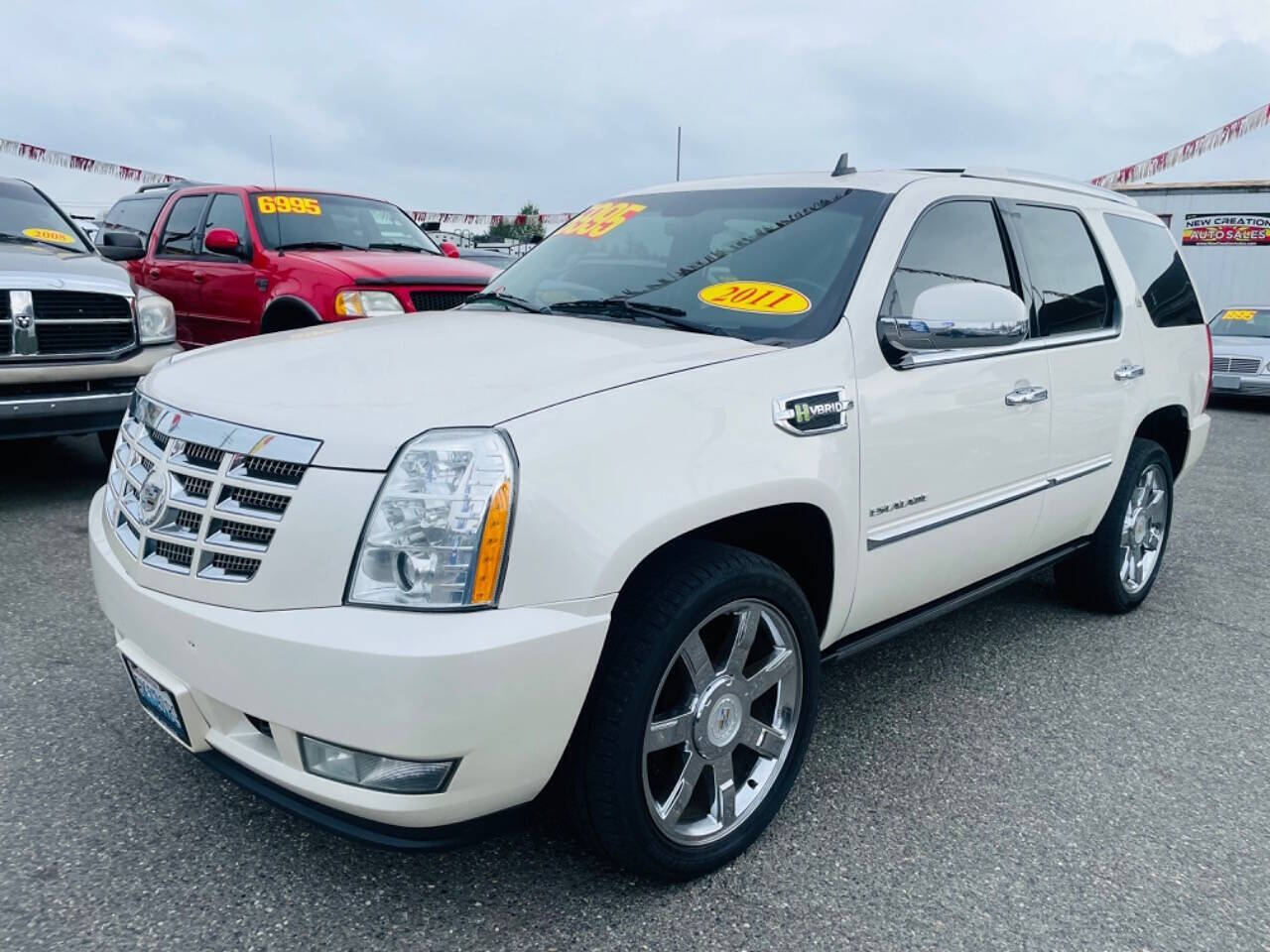 2011 Cadillac Escalade Hybrid for sale at New Creation Auto Sales in Everett, WA