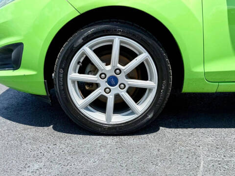 2015 Ford Fiesta SE