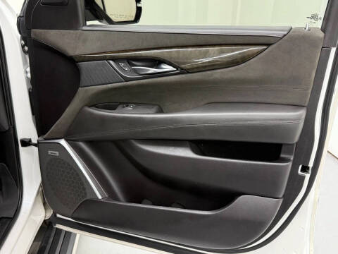 2019 Cadillac Escalade Platinum