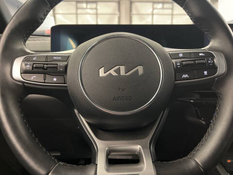 2025 Kia K5