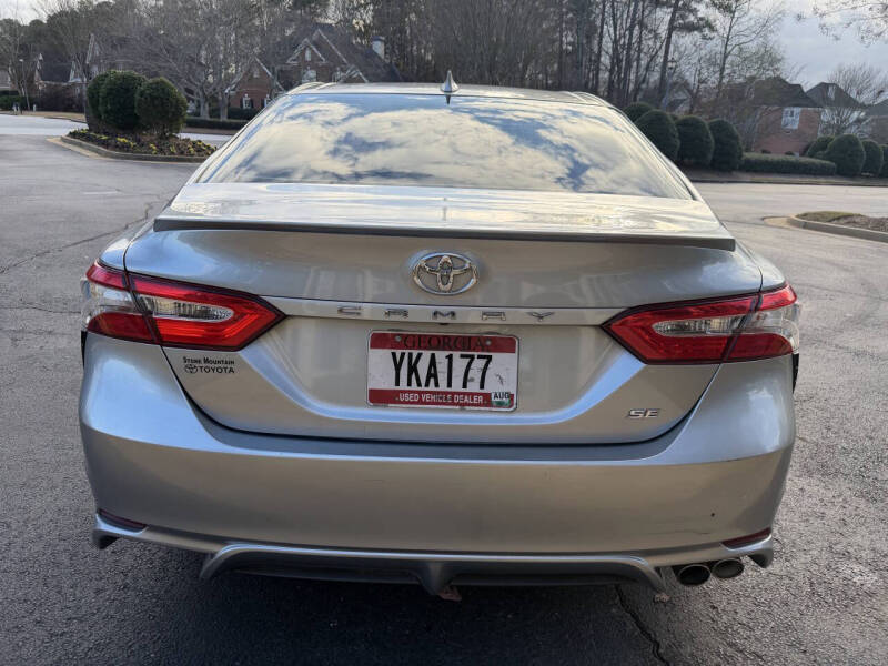 2019 Toyota Camry SE