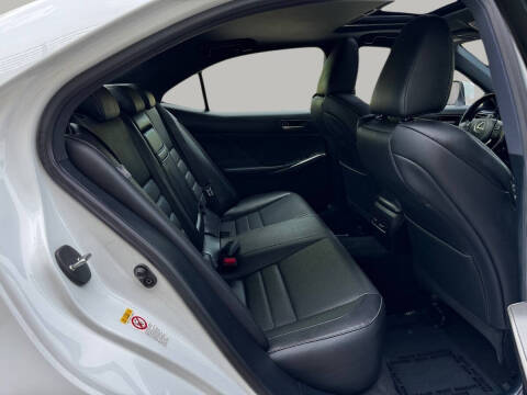 2018 Lexus IS 300