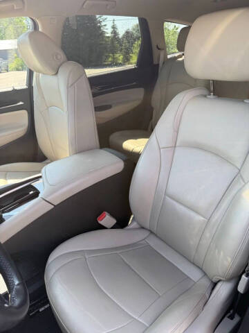 2021 Buick Enclave Essence