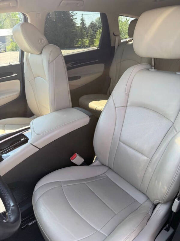 2021 Buick Enclave Essence