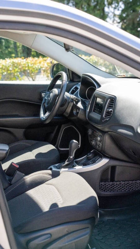 2020 Jeep Compass Sport