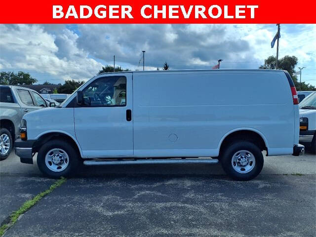 2023 Chevrolet Express 2500