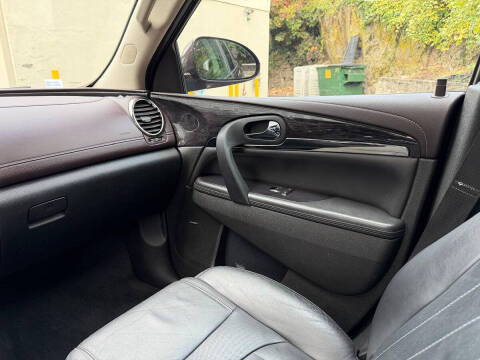 2017 Buick Enclave Leather