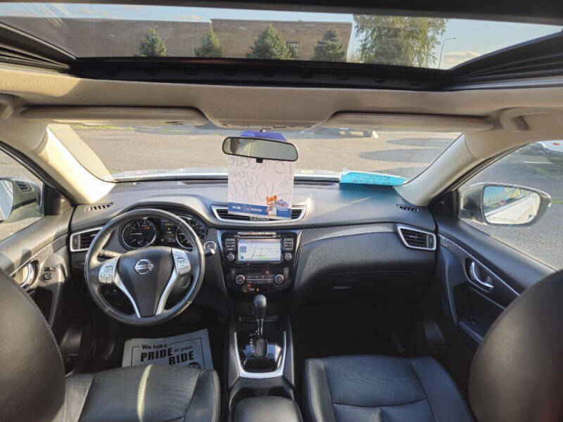 2015 Nissan Rogue SL