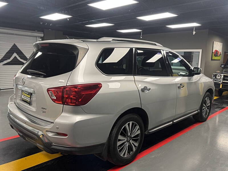 2017 Nissan Pathfinder