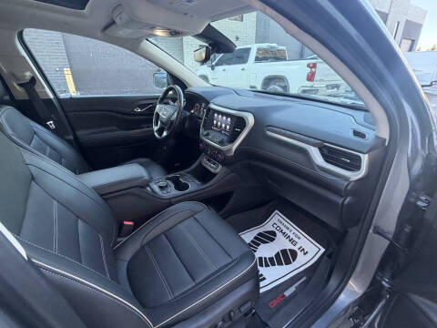 2022 GMC Acadia Denali