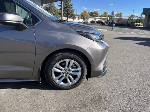 2022 Toyota Sienna XLE 7-Passenger