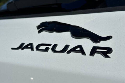 2025 Jaguar F-PACE P400 R-Dynamic S