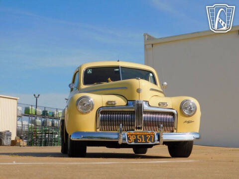 1942 Ford Super Deluxe