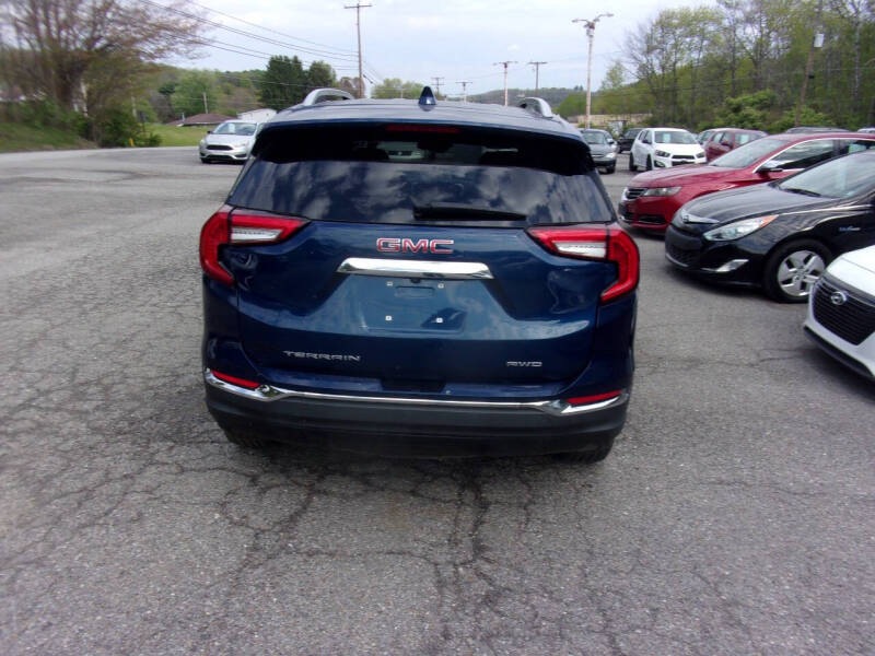 2023 GMC Terrain SLT