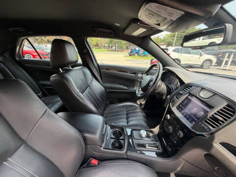 2020 Chrysler 300 S
