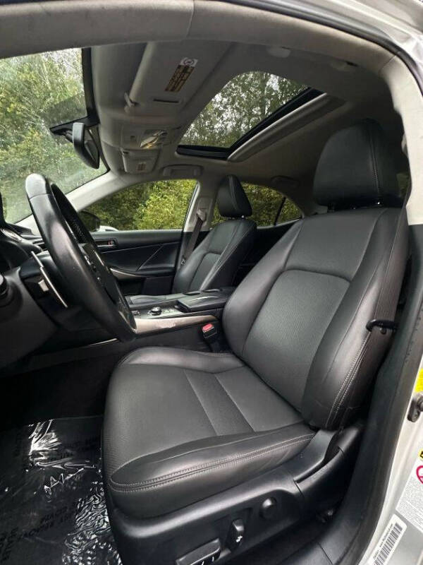 2015 Lexus IS 250 Crafted Line