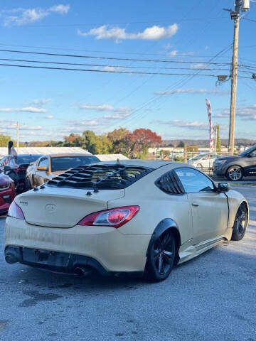 2010 Hyundai Genesis Coupe 2.0T