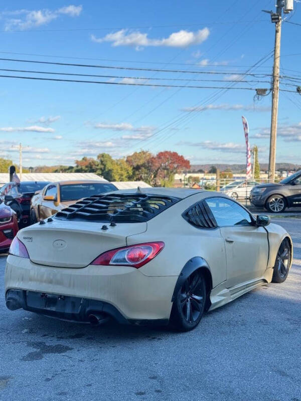 2010 Hyundai Genesis Coupe 2.0T