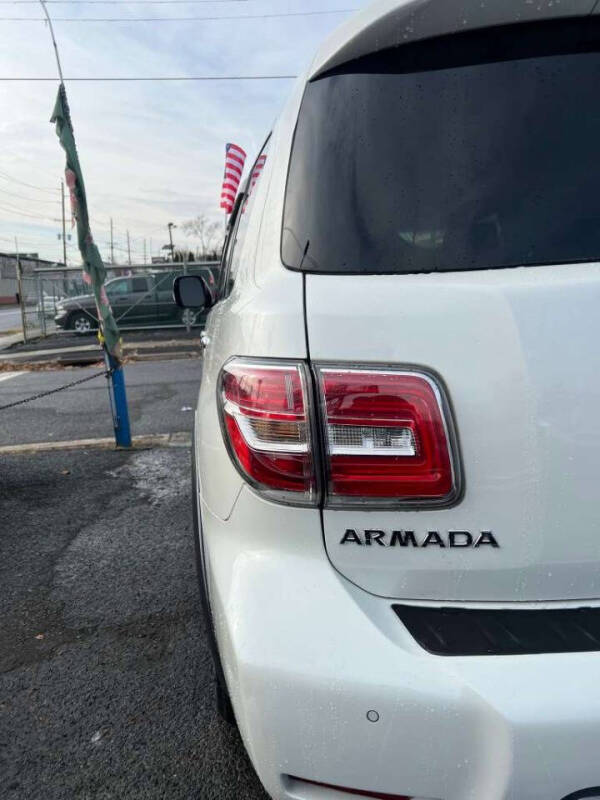 2017 Nissan Armada Platinum