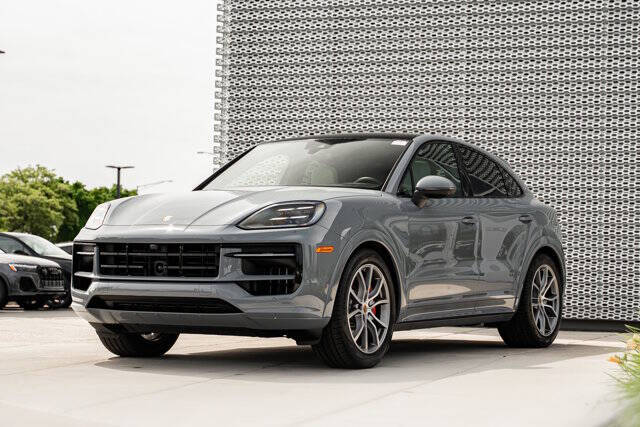 2025 Porsche Cayenne S Coupe