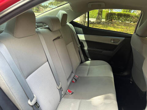 2015 Toyota Corolla LE