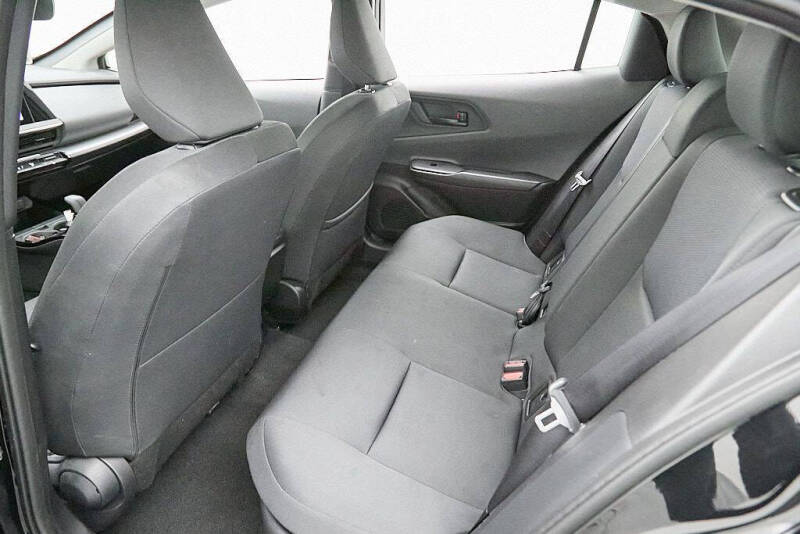 2025 Toyota Prius LE