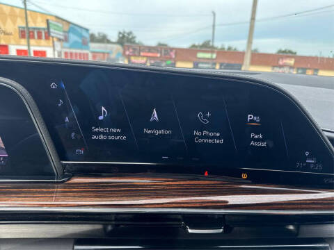 2023 Cadillac Escalade Luxury