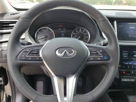 2025 Infiniti QX50 Luxe