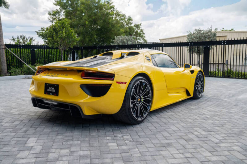 2015 Porsche 918 Spyder