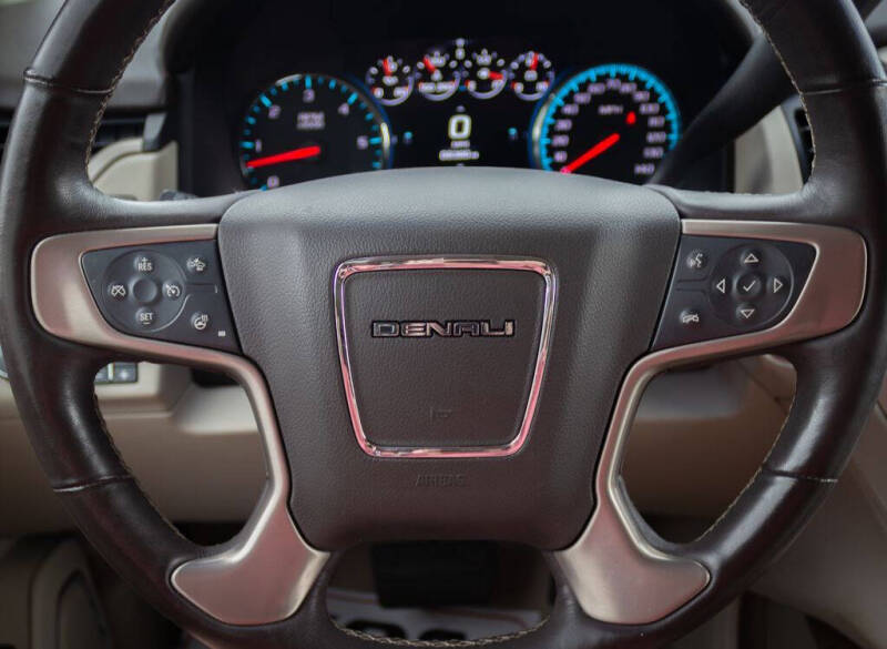 2017 GMC Yukon XL Denali