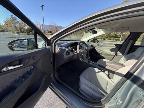 2017 Chevrolet Cruze LT Auto